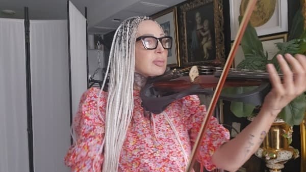 Viola bow and position 
