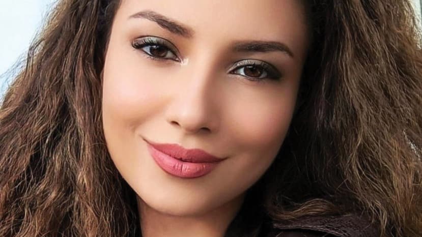 Giulia Mihai's Live Stream