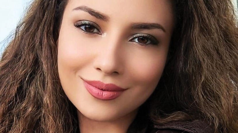 Giulia Mihai's Live Stream