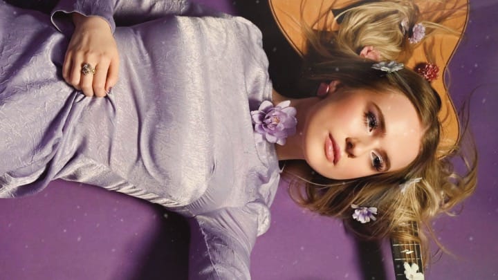 hypocrite (la da di da) release party!