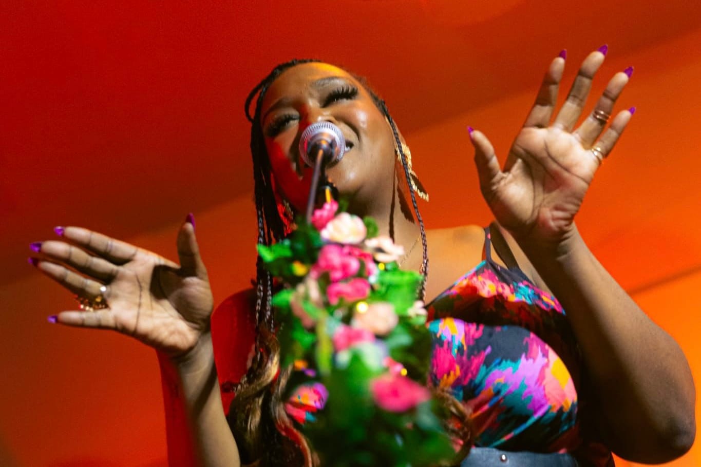 Siobhan Élouise 's Video