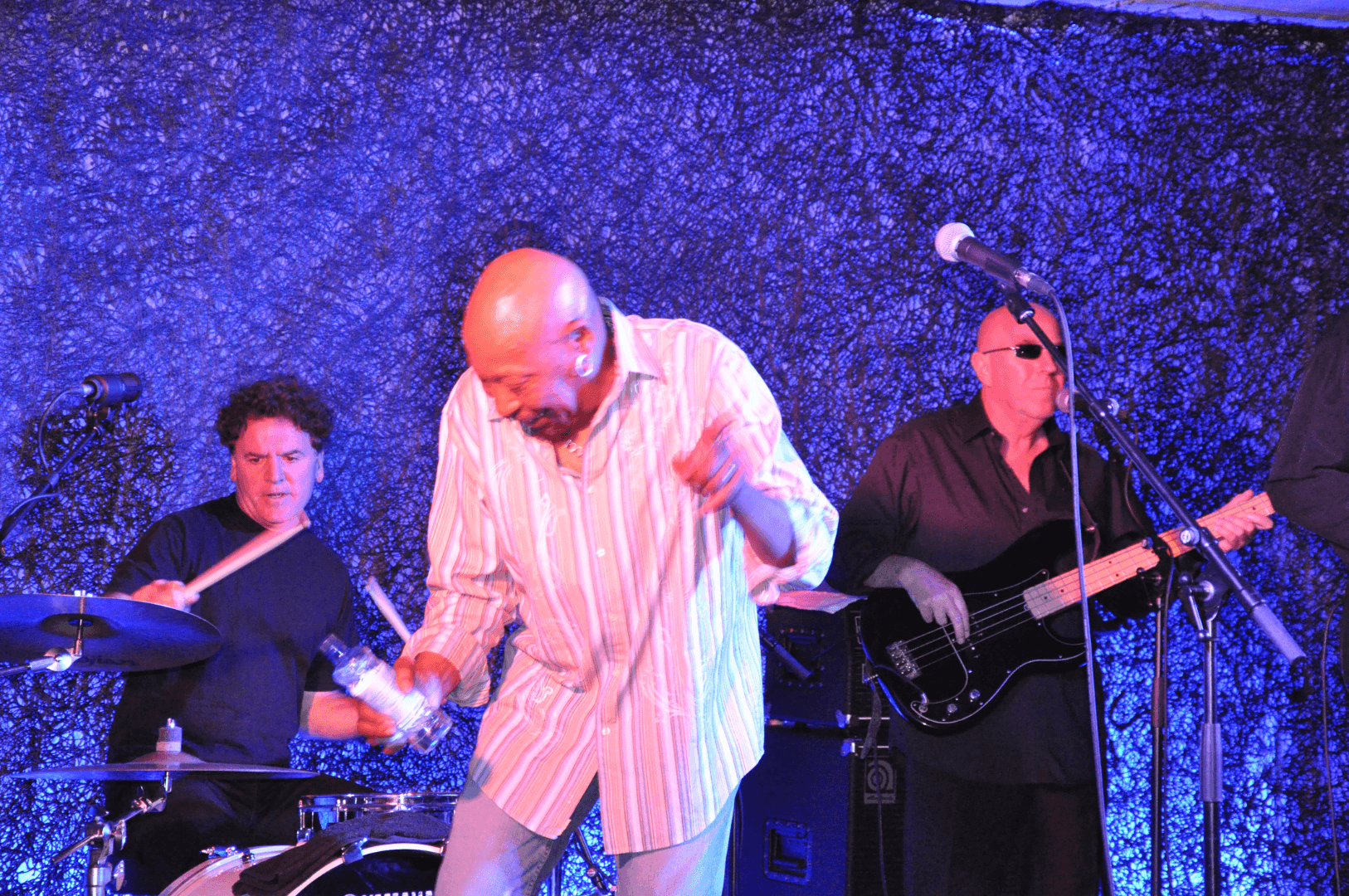 gENO wASHINGTON & THE yO yO bLUES + rICH yOUNG