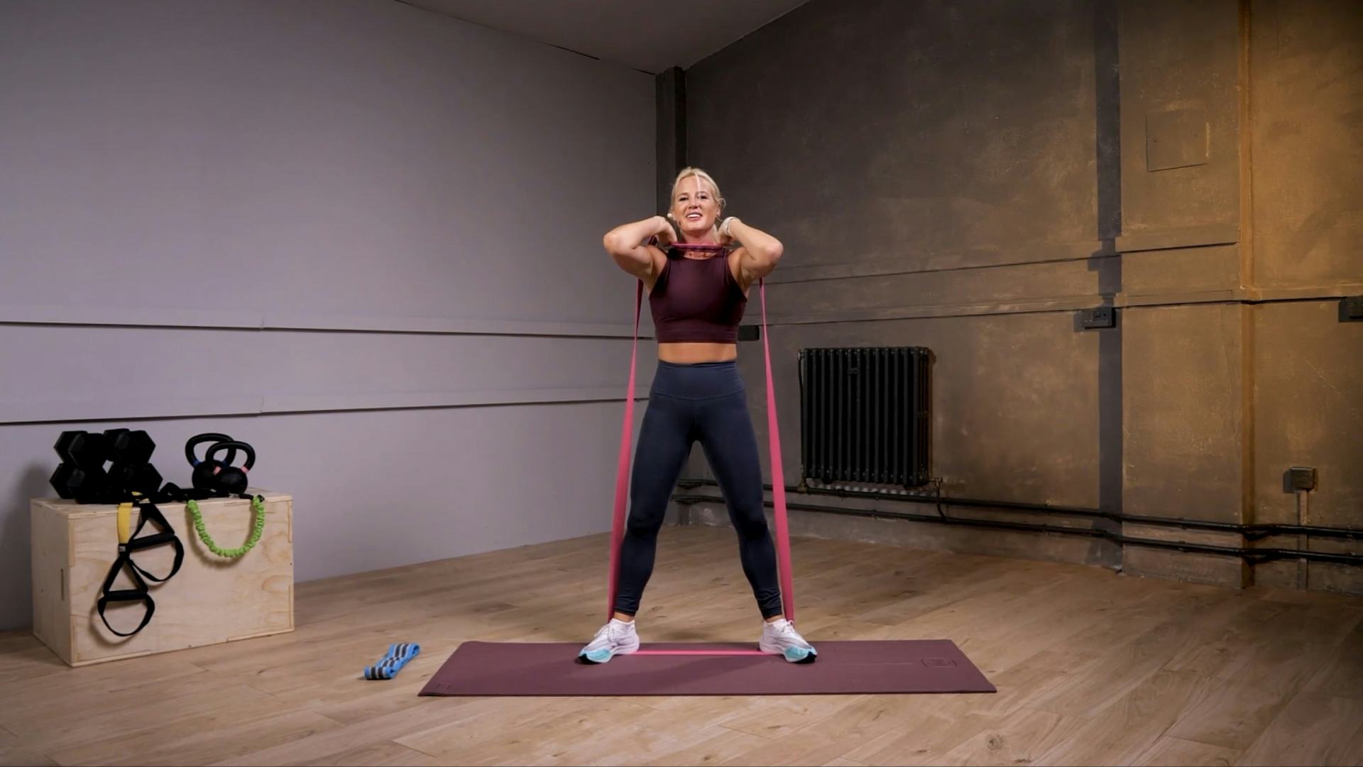 Resistance Bands for Beginners lower body by Mandy