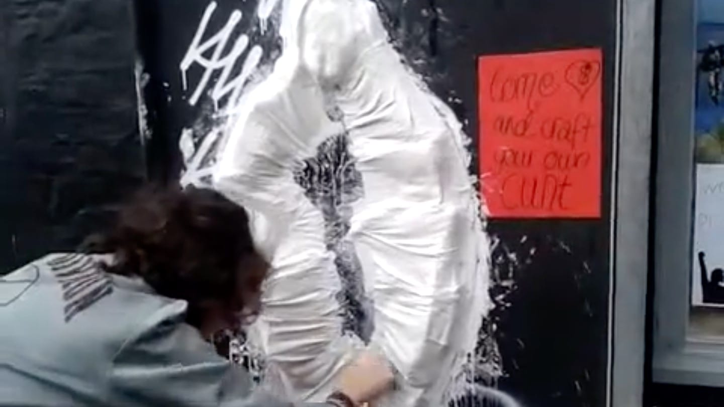Vag Tagging 2 EMMA BUGGYLive Minge Fringe Event at the Brighton Arts Club 2013