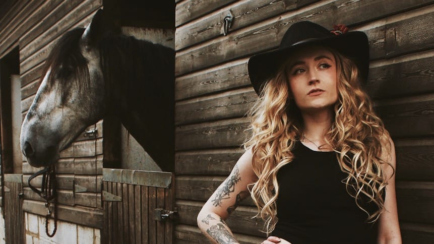 Janet Devlin's LOng road livestream