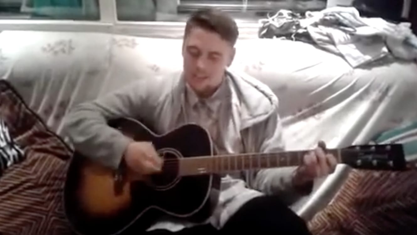 Can't Stop Me NowSong by The Score sung by Sam Jordan at the Brighton Arts Club 2013