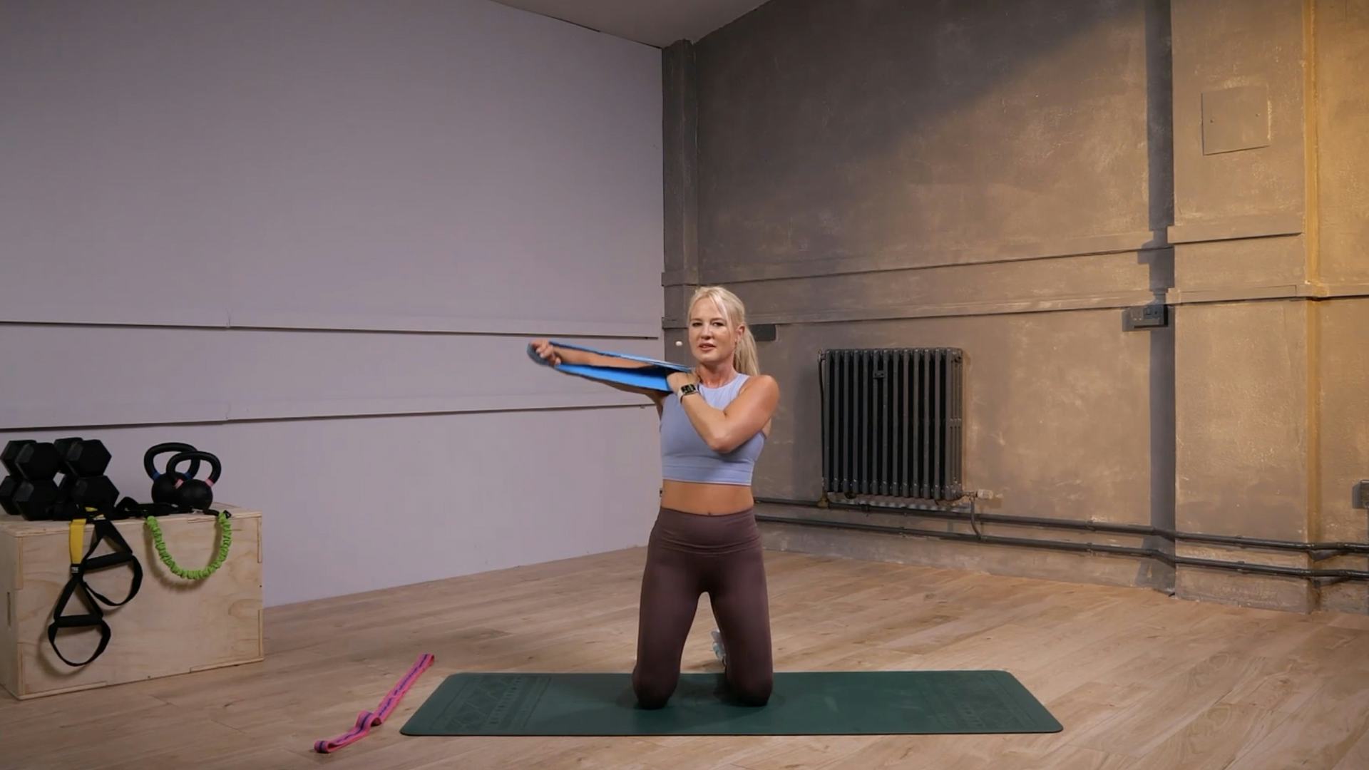 Resistance Bands for Beginners upper body by Mandy